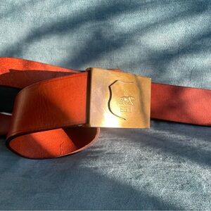 Ralph Lauren Vintage Military-Inspired Belt
Size: Adjustable length up to 43”